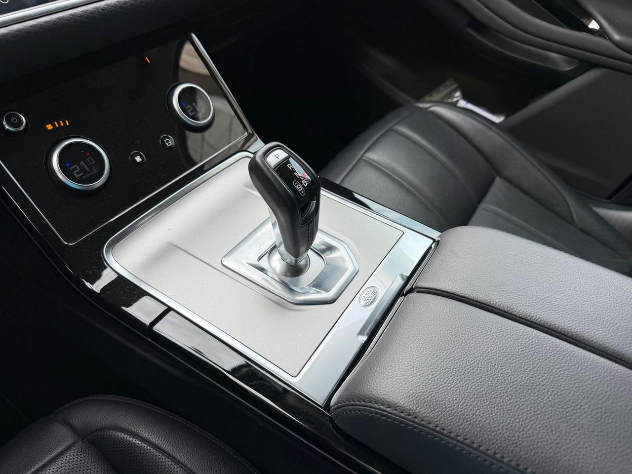 Land Rover Range Rover Evoque Range Rover E #10634