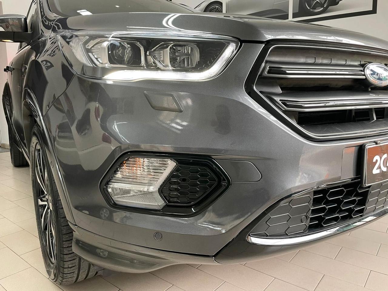 Ford Kuga ST-Line / 1.5 TDCI 120 CV /2019/