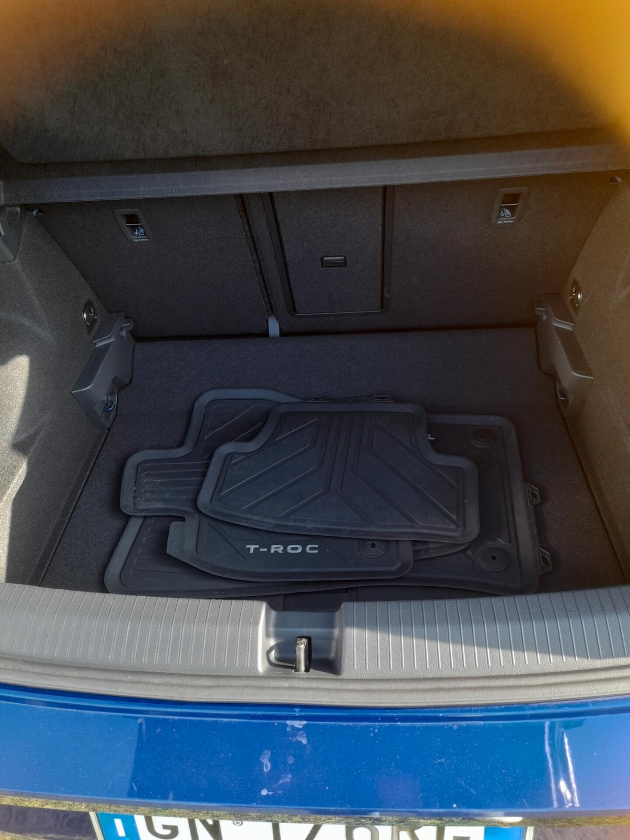 Volkswagen T-Roc 1.0 TSI R-Line PROMO