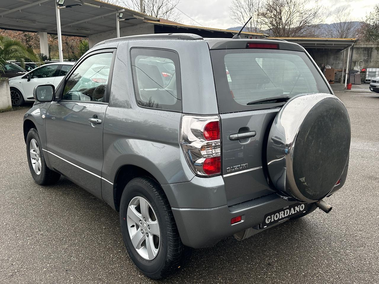 Suzuki Grand Vitara 1.9 DDiS 3 porte
