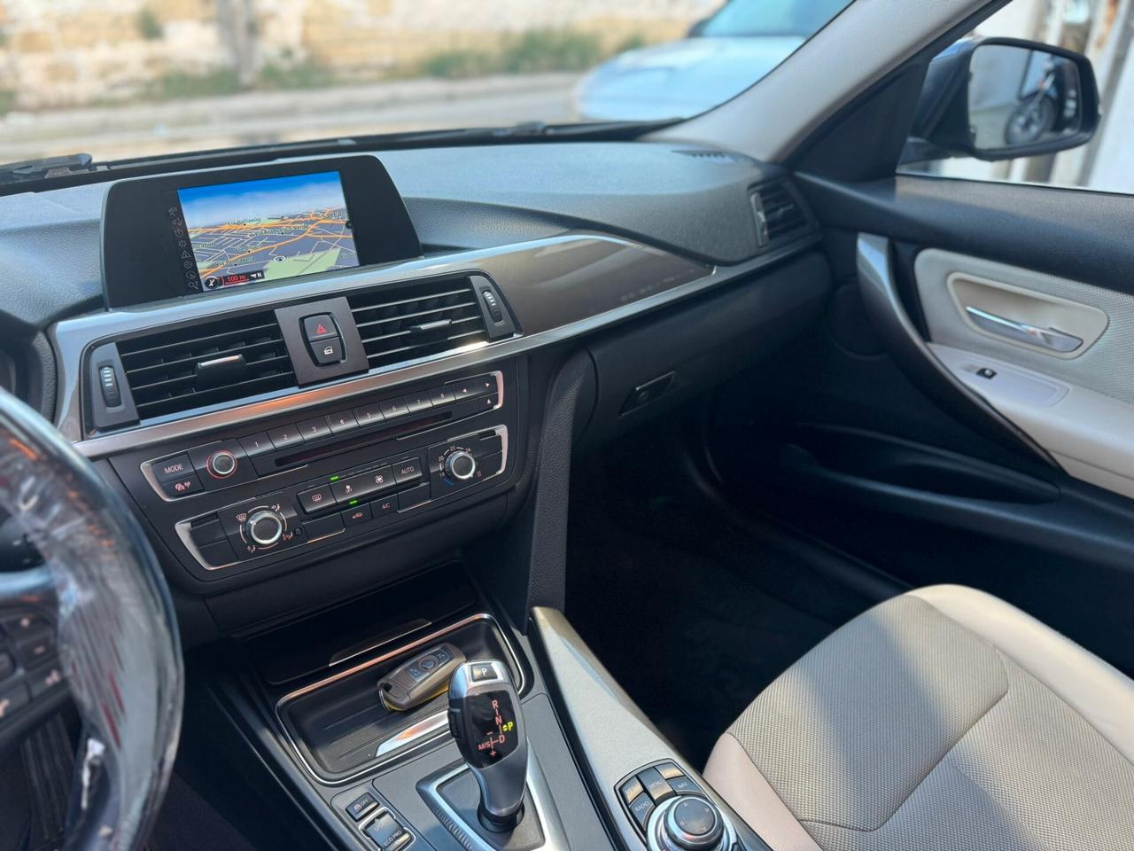 BMW 316D MODERN 116CV 2013