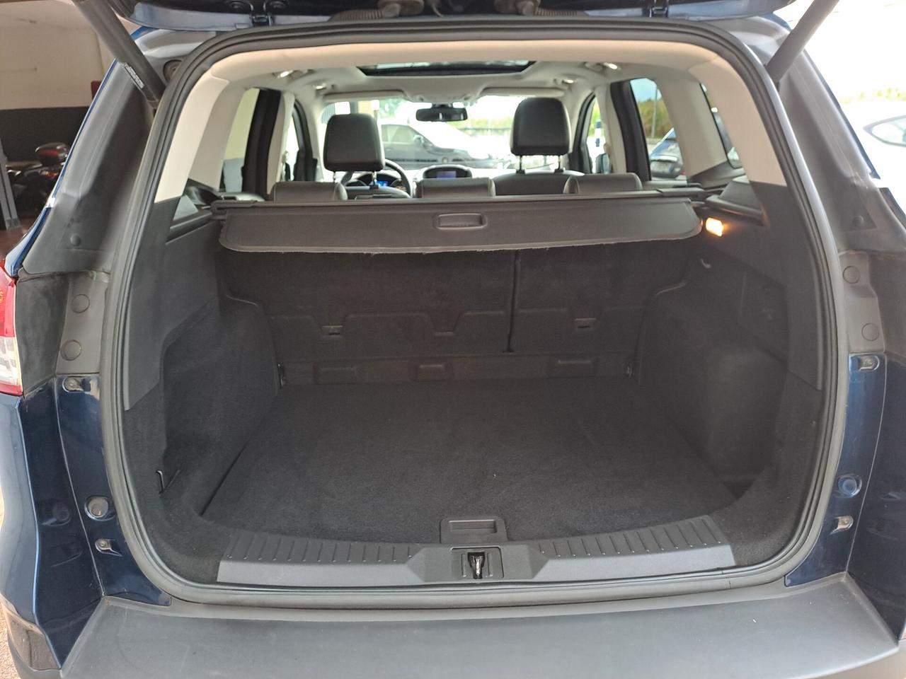Ford Kuga 2.0 TDCI 140CV 4WD Titanium - PANORAMA