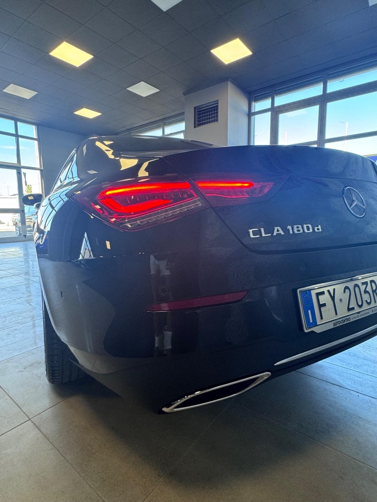 MERCEDES CLA 180CDI KM 42.000 SEDAN AT8 TETTO SPORT