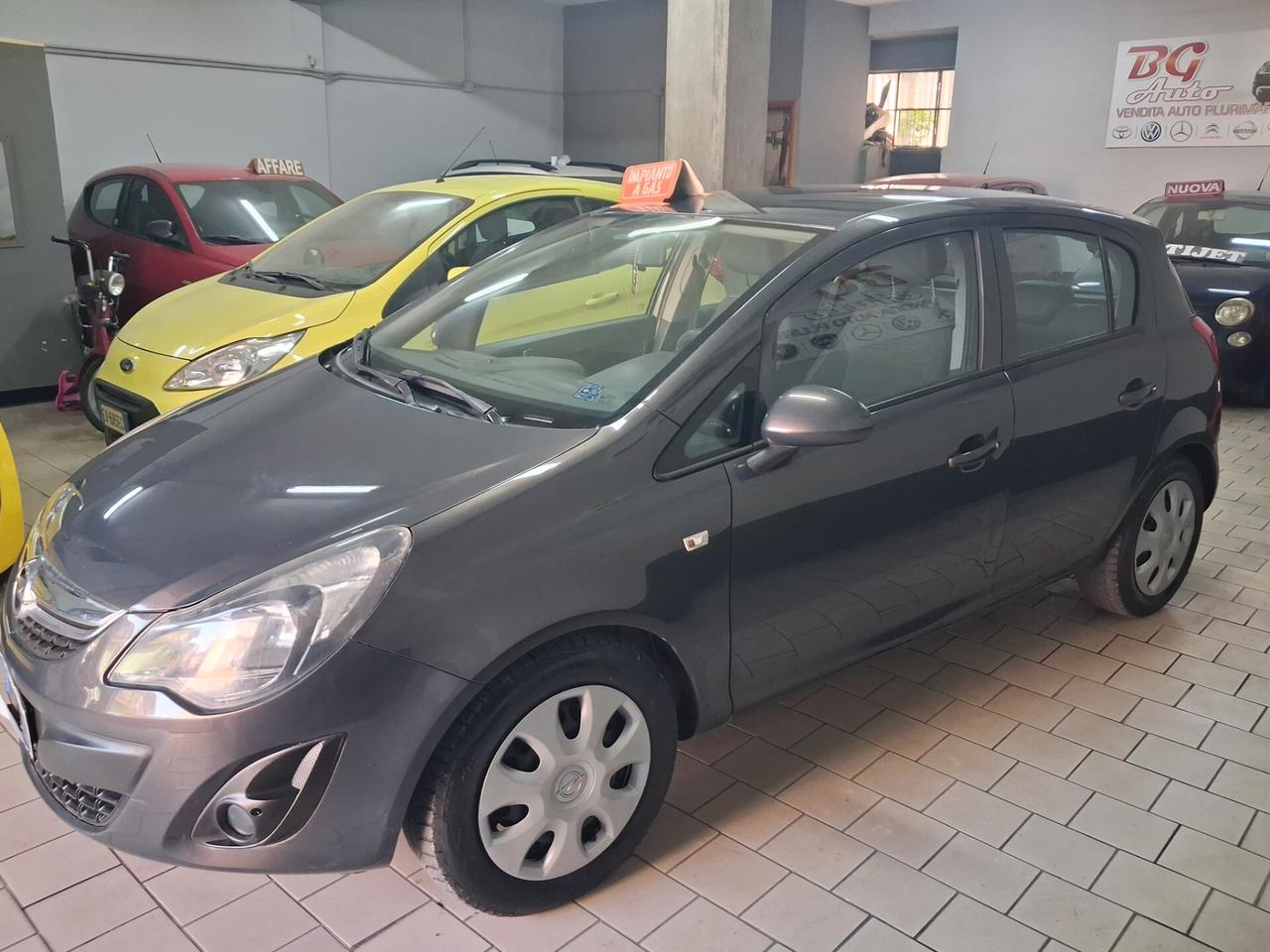 Opel Corsa 1.2 85CV 5 porte GPL-TECH 2014 unico prop