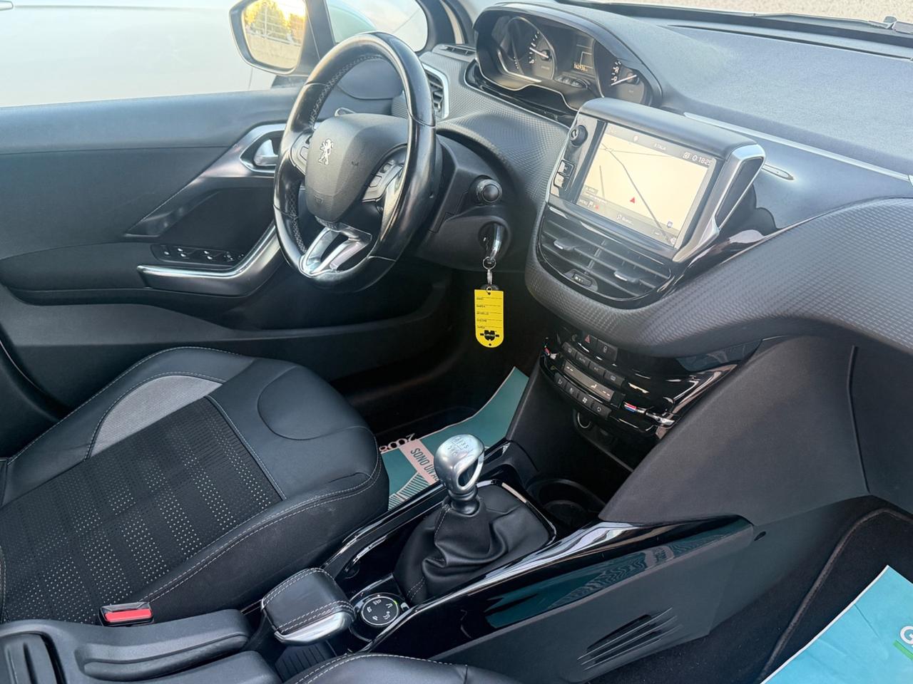 Peugeot 2008 BlueHDi 120 S&S Black Matt