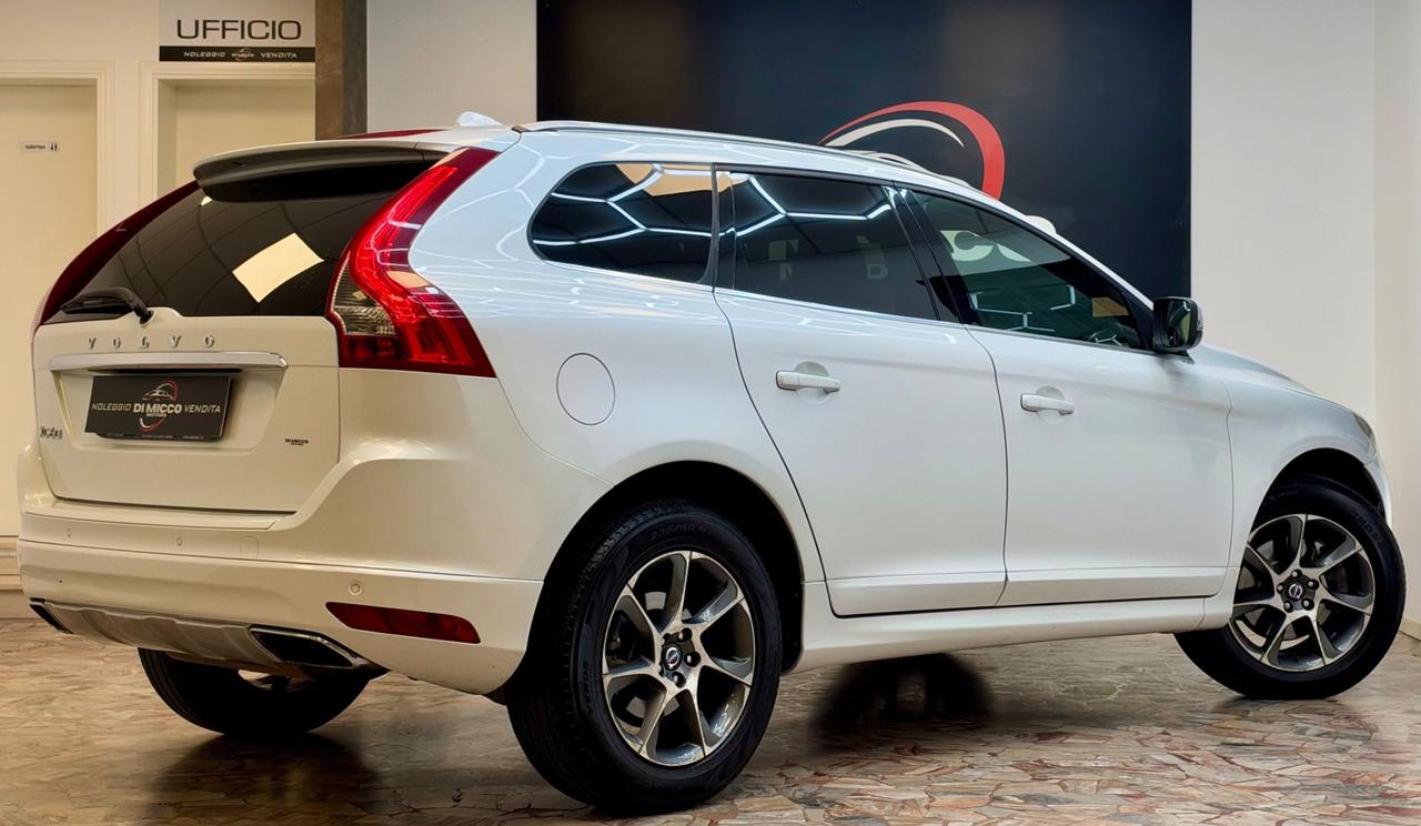 Volvo XC 60 Versione unica
