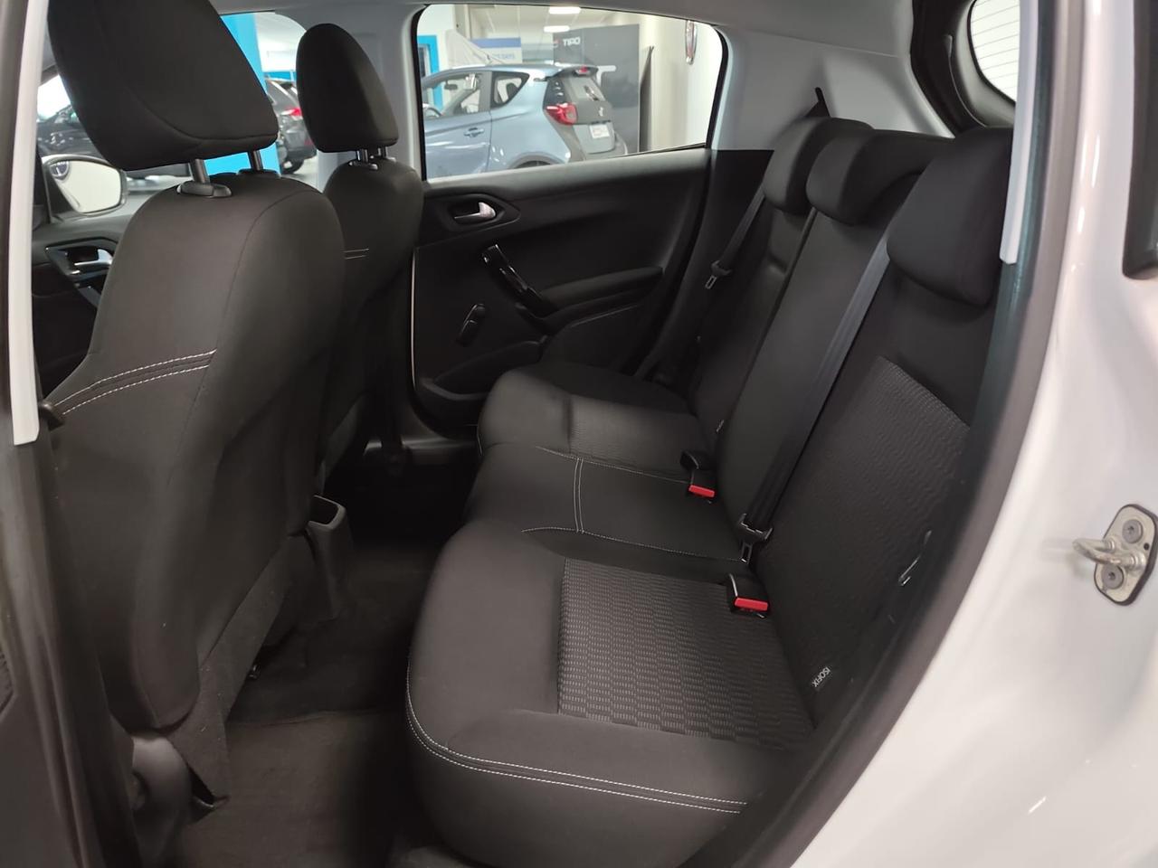 PEUGEOT 208 5p 1.2 puretech Allure 82cv