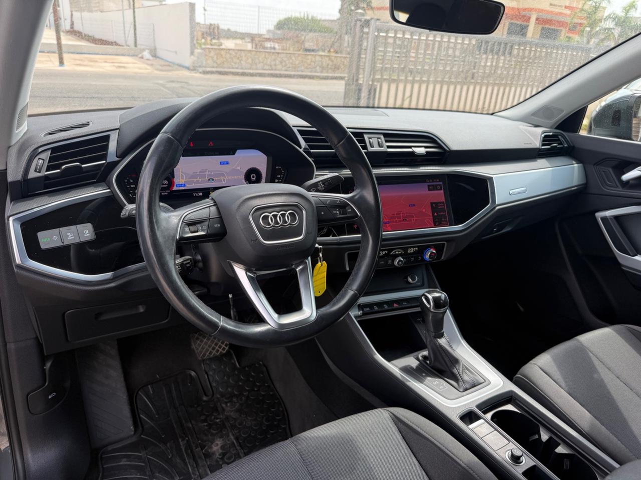 Audi Q3 35 TDI S tronic Business Advanced