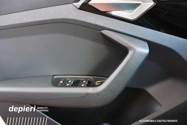 Audi A1 citycarver 25 TFSI ok Neop