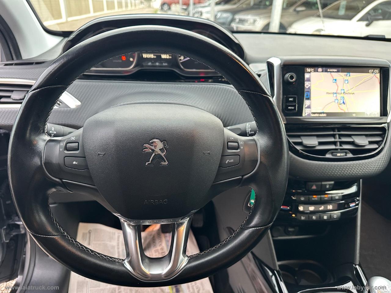 PEUGEOT 2008 BlueHDi 120 S&S GT Line