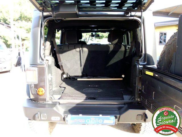 JEEP Wrangler Unlimited 2.8 CRD DPF Rubicon Auto