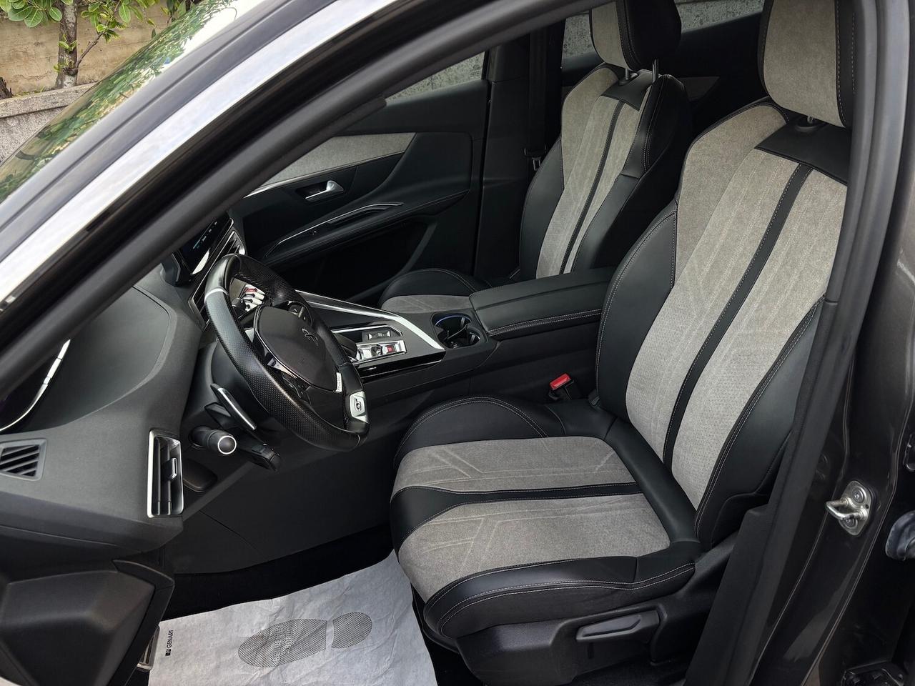 Peugeot 3008 Hybrid 225 e-EAT8 GT