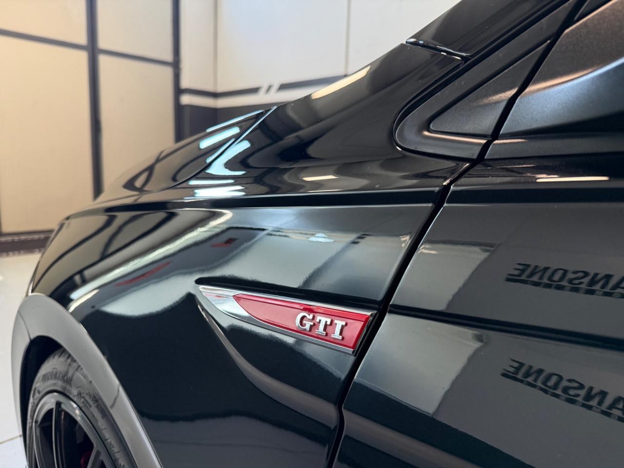 Volkswagen Polo 2.0 TSI GTI 200cv