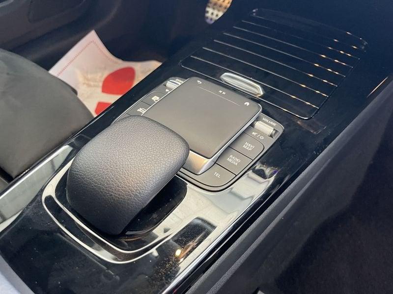 Mercedes-Benz Classe A A 180 d Automatic Premium Edition