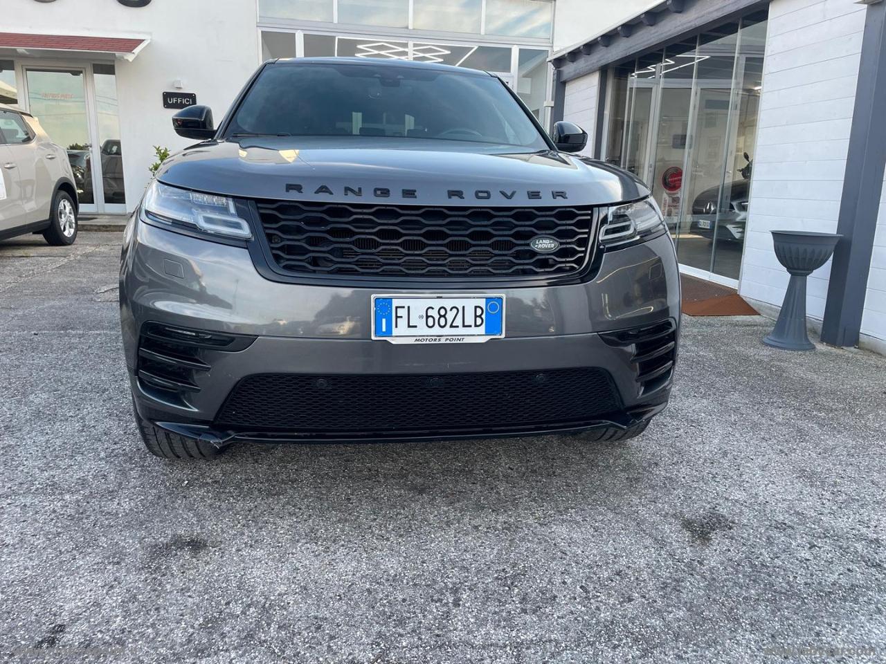 LAND ROVER RR Velar 3.0 V6 SD6 300 R-Dynamic HSE