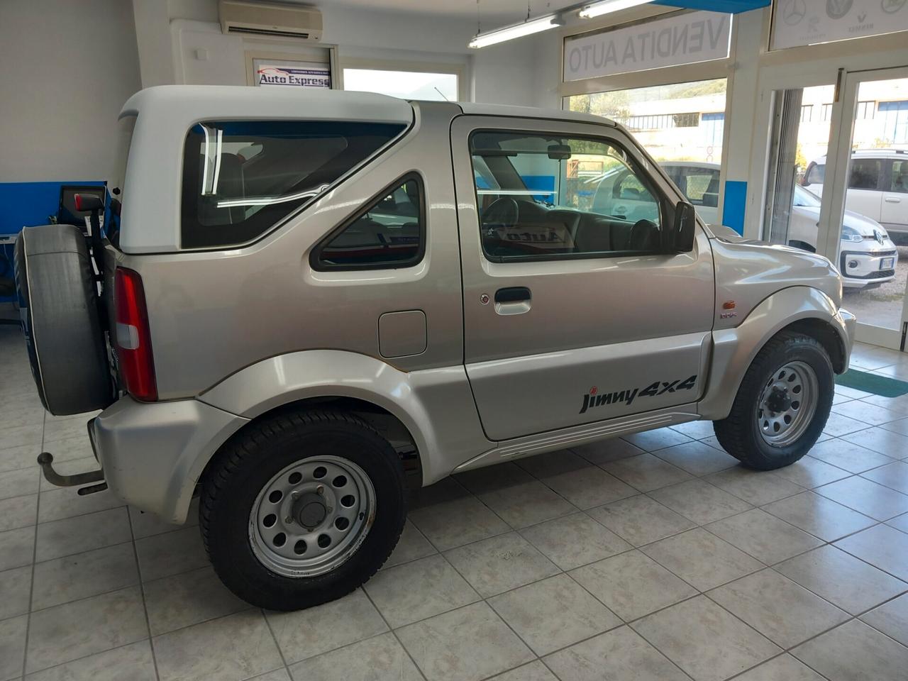 Suzuki Jimny 1.5 diesel cabrio anno 2005 km 230 mila