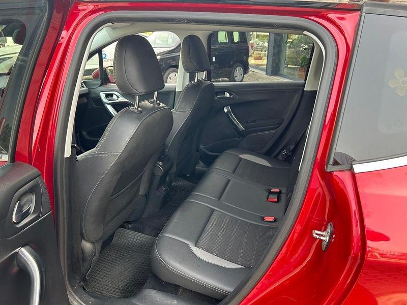 Peugeot 2008 1.2 PureTech 82cv Allure my16