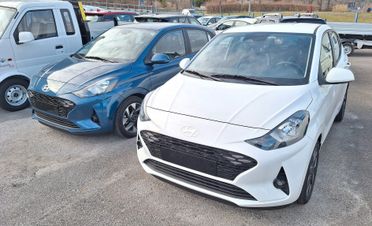 HYUNDAI i10 PRONTA CONSEGNA KM0