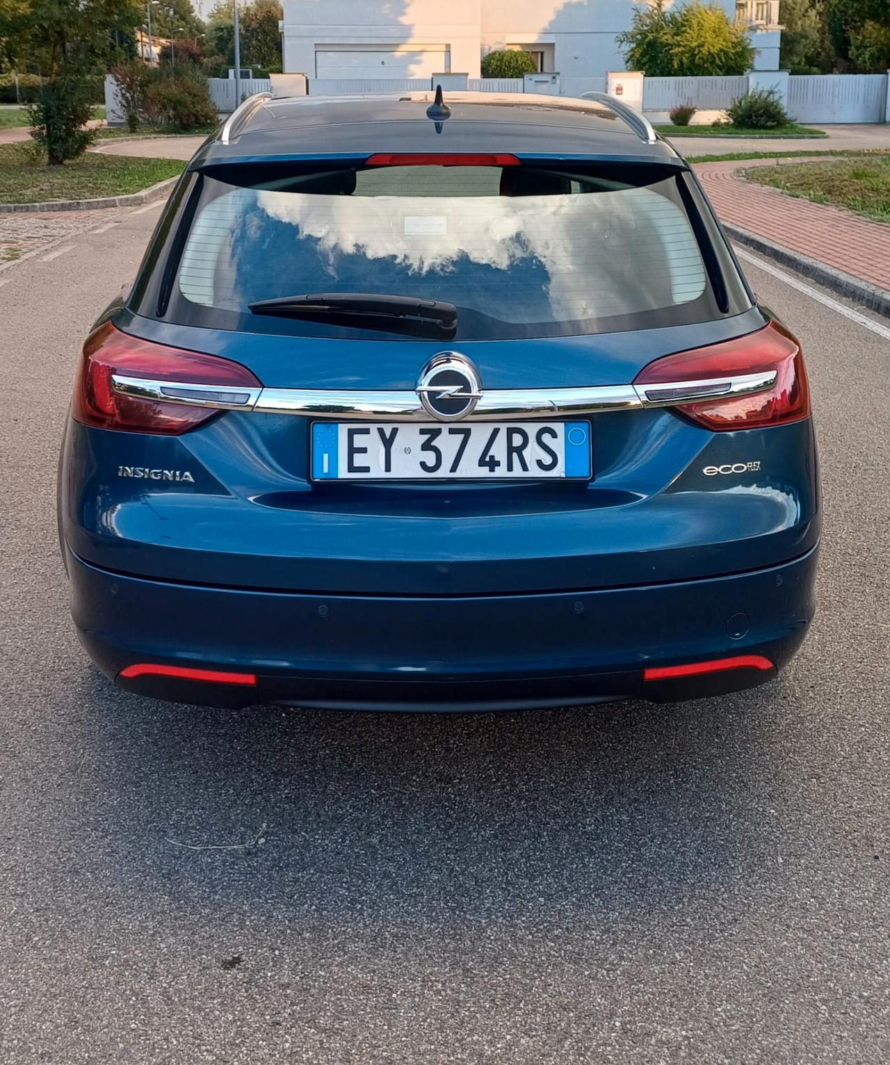 Opel Insignia 2.0 CDTI 140CV Ecopower 104gr. Sports Tourer Cosmo Business