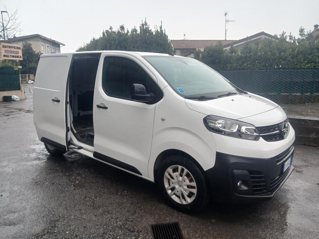 Opel Vivaro 1.5 Diesel 100 CV 3 POSTI ANTERIORI 2020