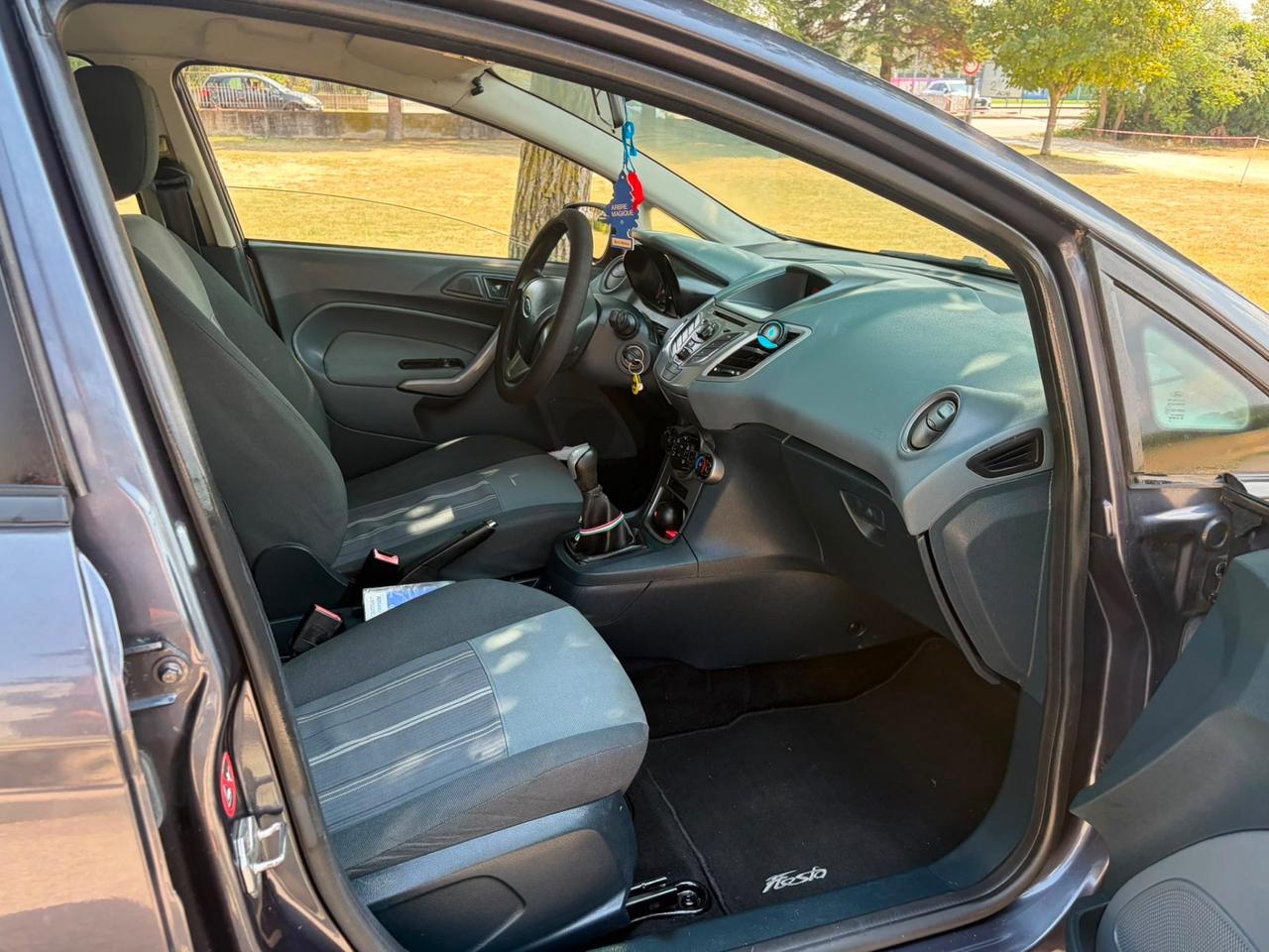 Ford Fiesta 1.4 TDCi accessoriata 5 porte