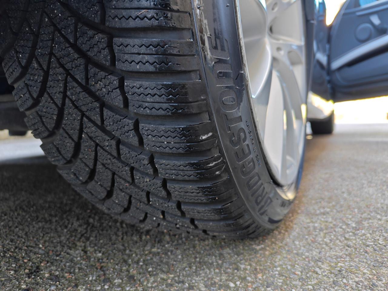 BMW 325 xDrive 3.0 BENZINA 218cv Coupè / Unipro