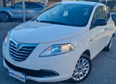 Lancia Ypsilon 1.2 69 CV GPL Ecochic Silver - 2012