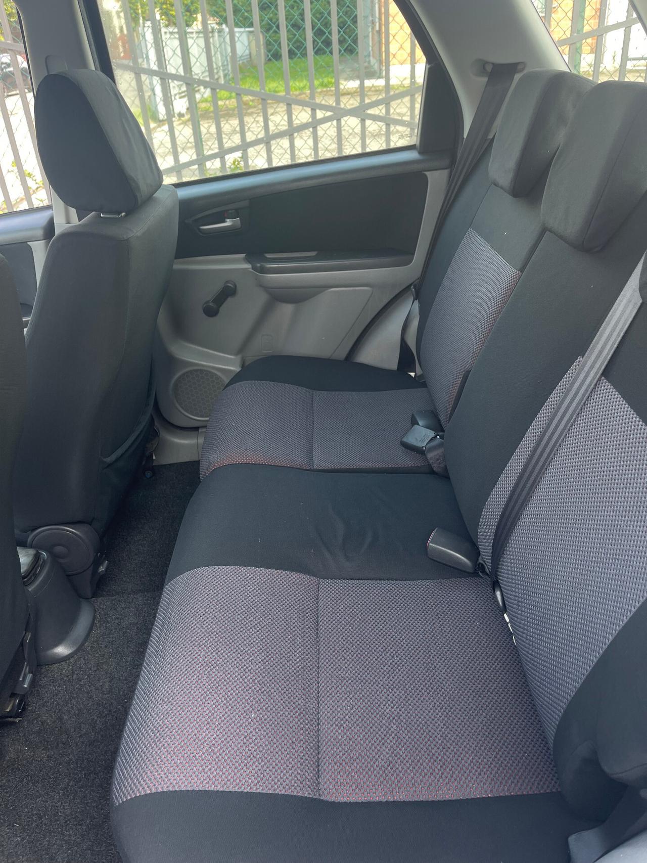 Suzuki SX4 GPL 1.6 16V Urban Line