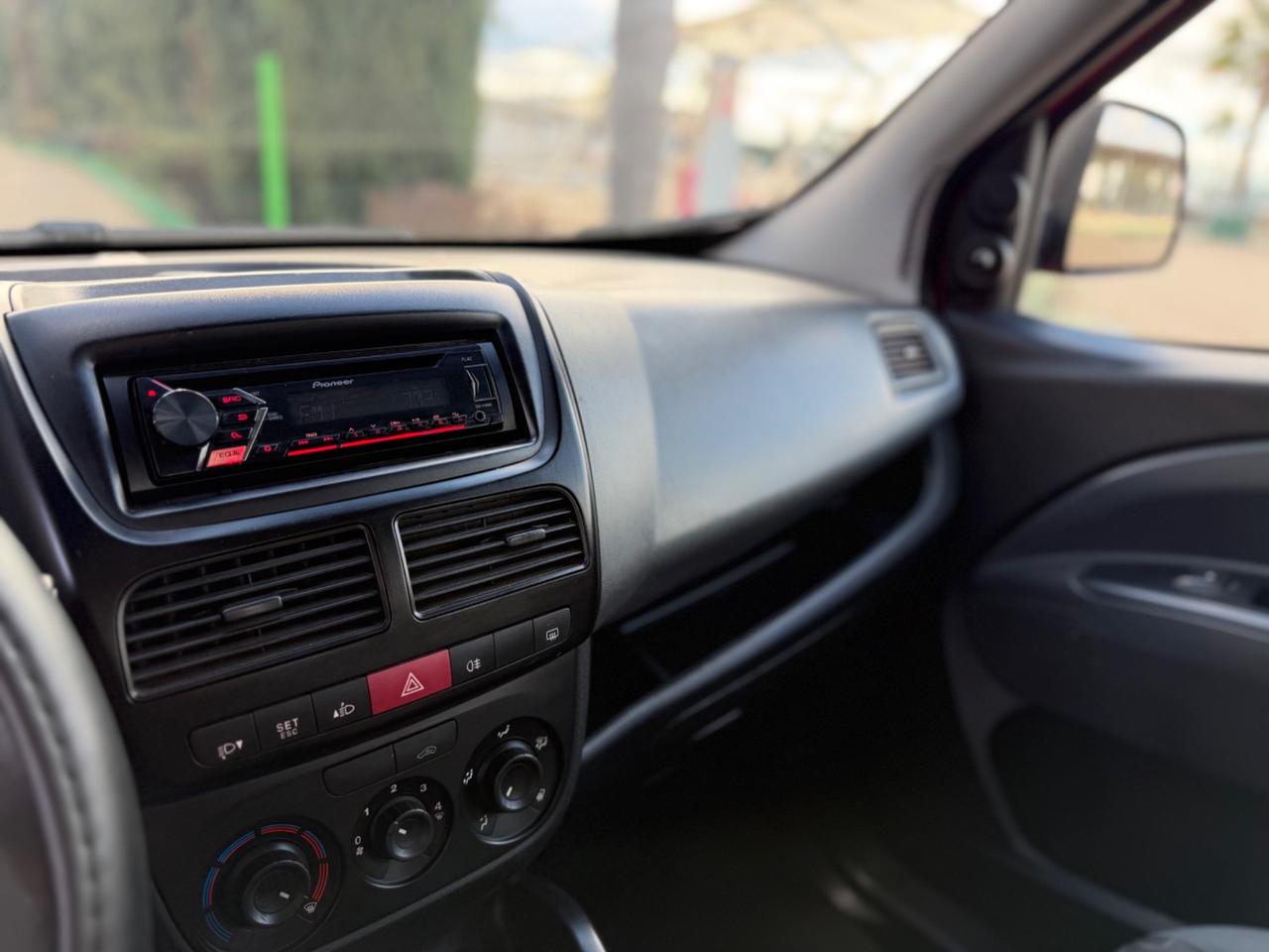 FIAT DOBLO 1.3 MJT EMOTION (66kw) NO AUTOCARRO