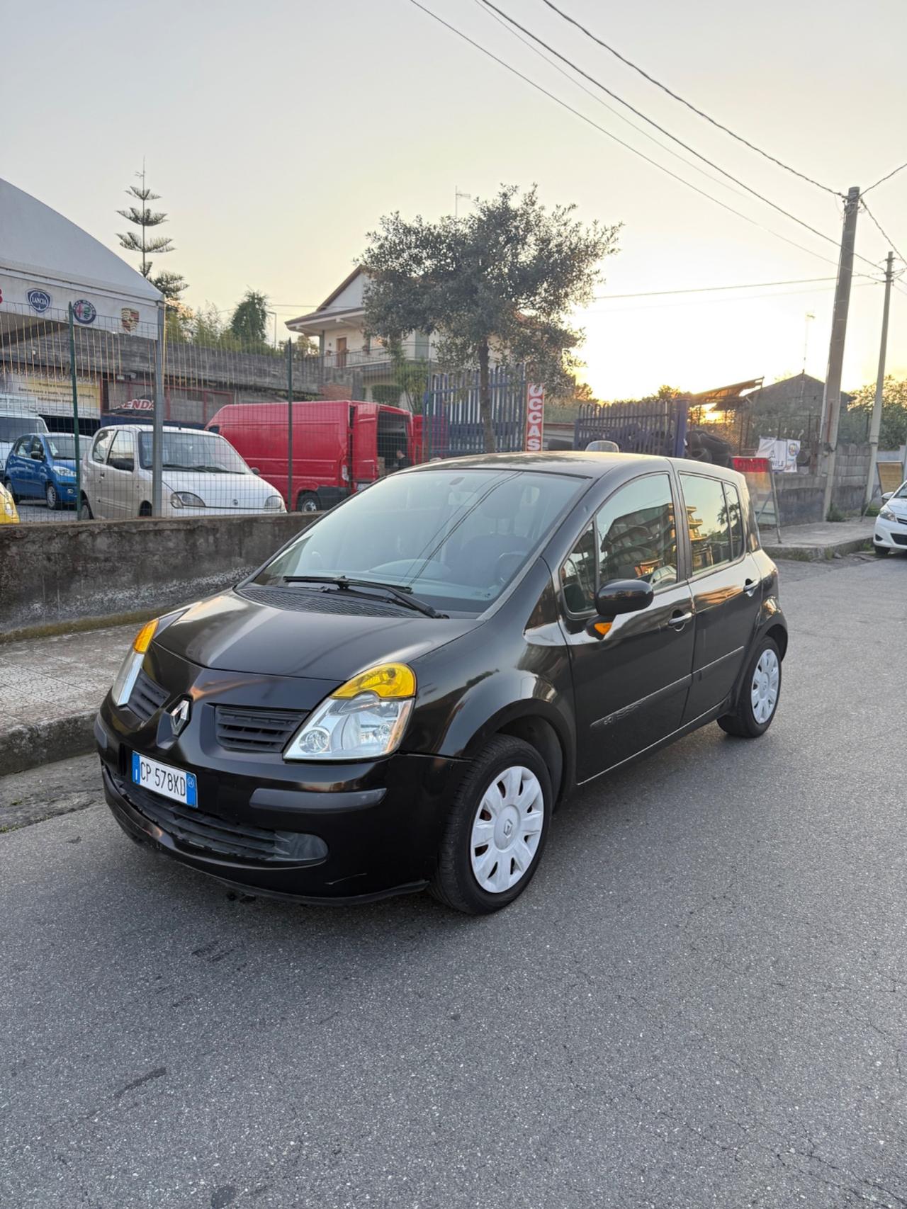Renault Modus 1.5 dCi 82CV