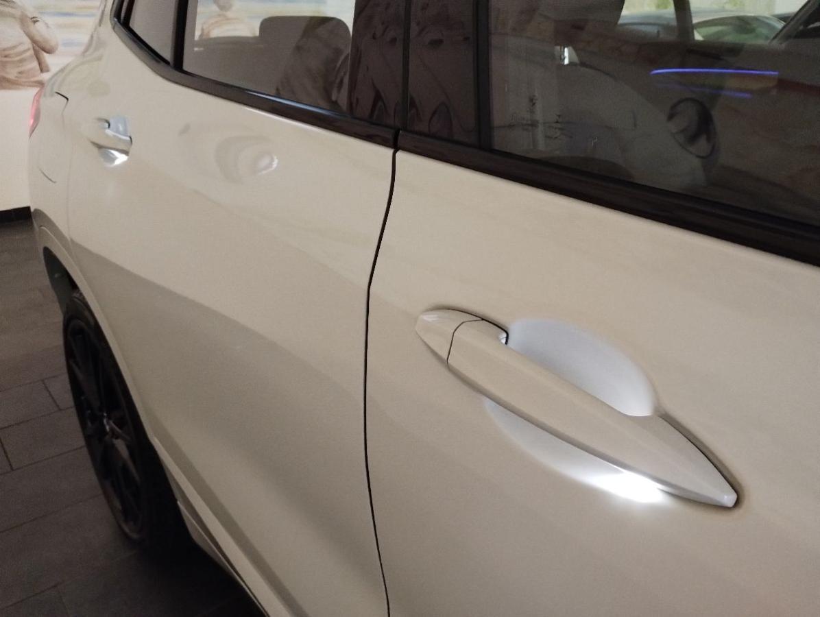 BMW X2 sDrive16d M sport X x NEO-PATENTATI LED - CERCHI 19 - GAR.24 MESI