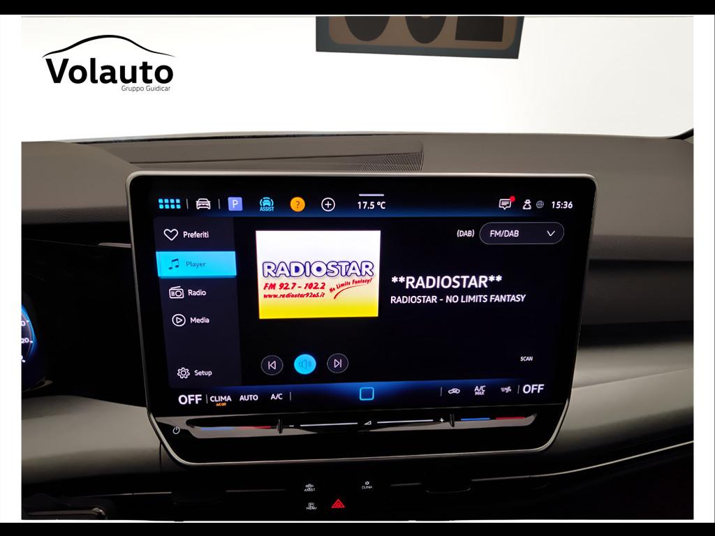 VOLKSWAGEN Golf VIII 2024 - Golf 2.0 tdi Life 115cv