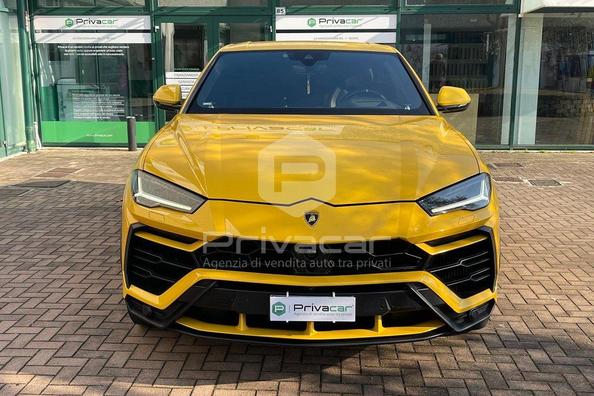 LAMBORGHINI Urus 4.0