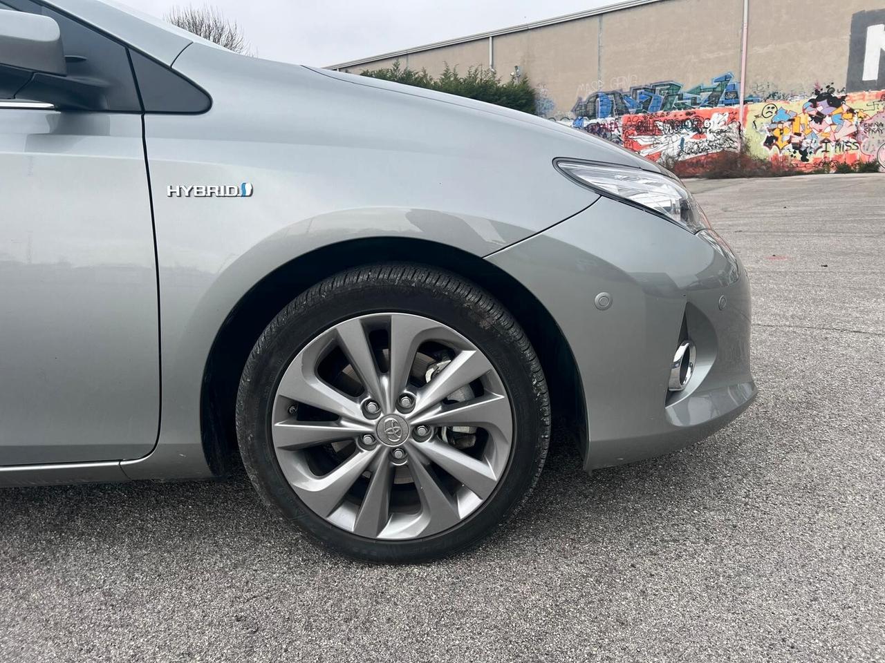 Toyota Auris Touring Sports 1.8 Hybrid Business