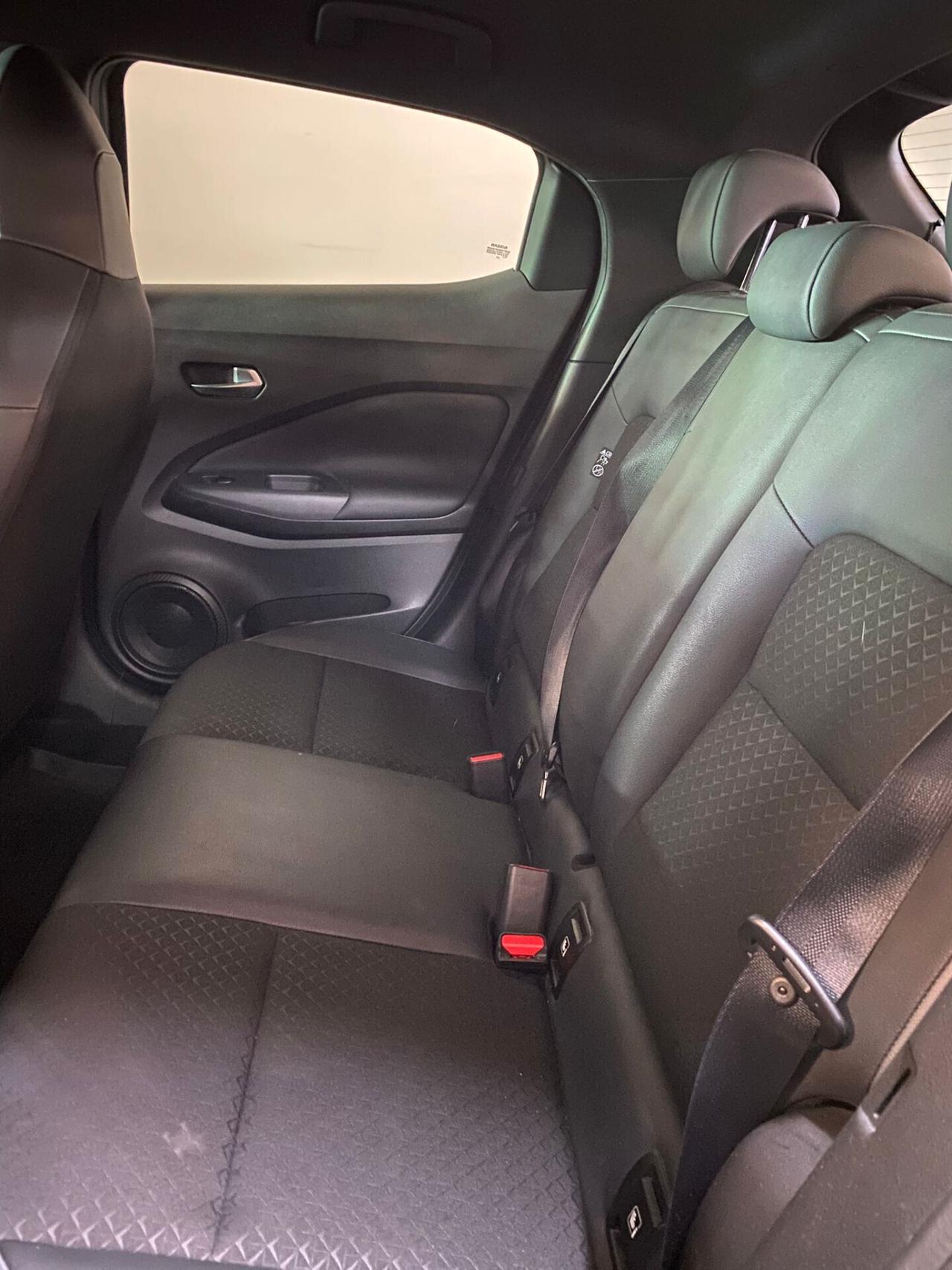 Nissan Juke 1.0 DIG-T 114 CV N-Connecta