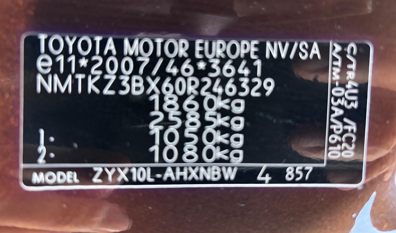 Toyota C-HR 1.8 Hybrid E-CVT Style