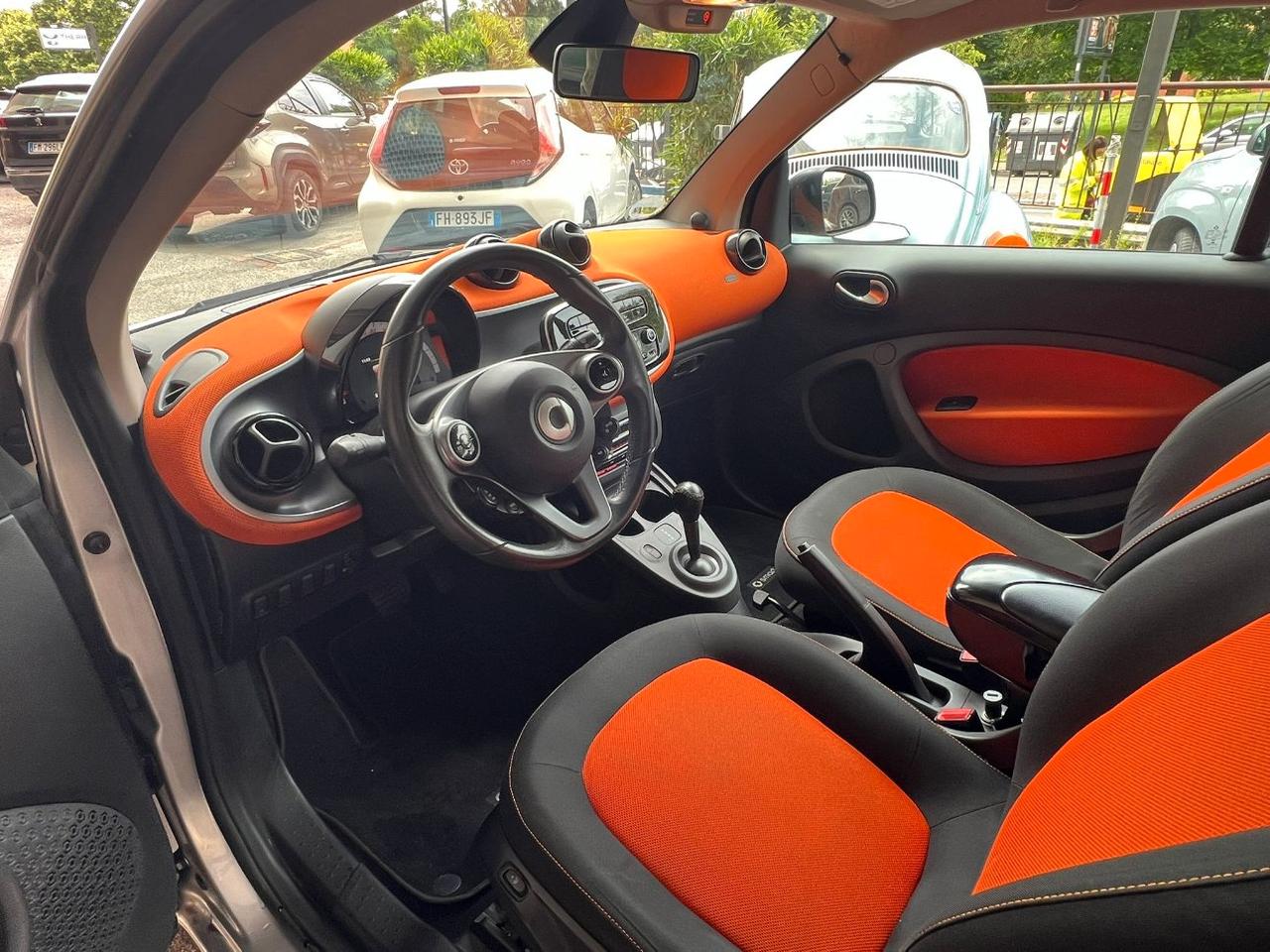 Smart fortwo coupe Fortwo 1.0 Passion 71cv twinamic *Promo SD 2026*