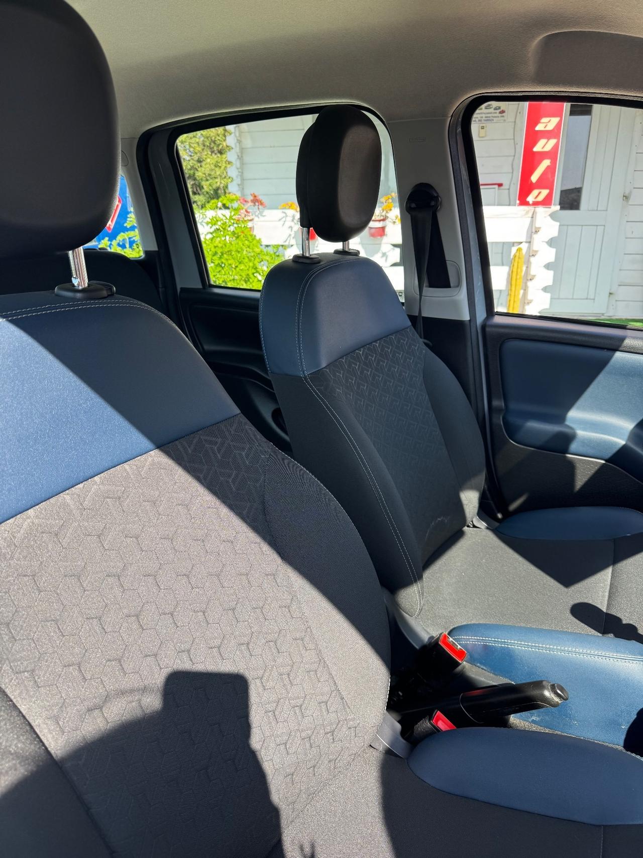 Fiat Panda 1.0 CROSS HYBRID CON GPL