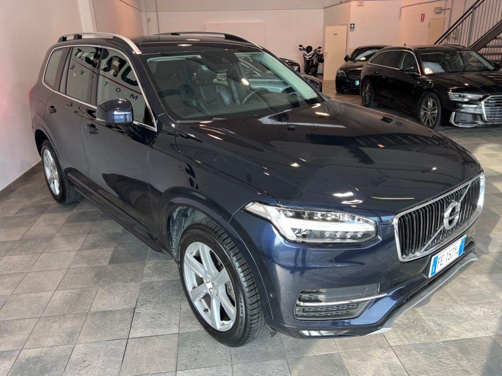 Volvo XC90 D5 AWD Geartronic 7 posti Momentum