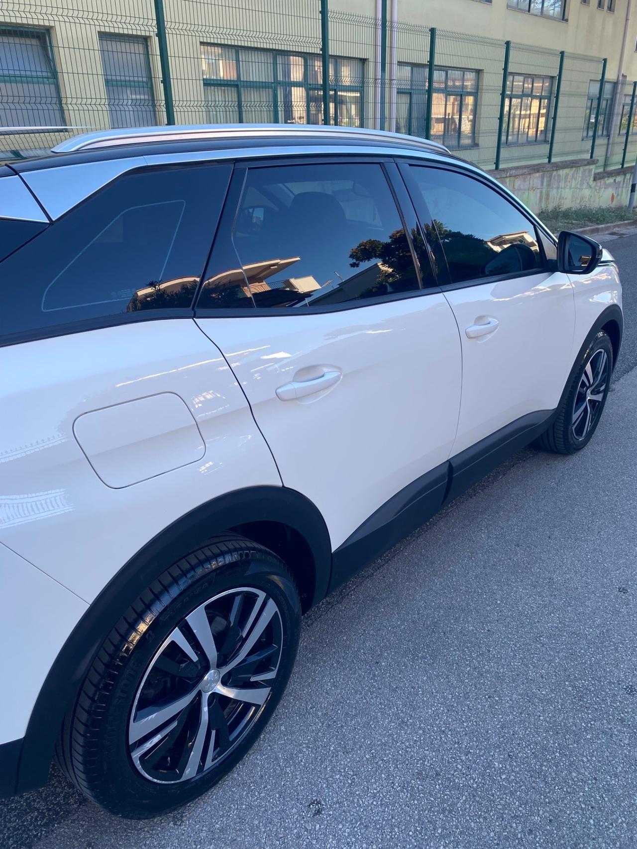 Peugeot 3008 HDI 2020 Full Navi Automatico F1