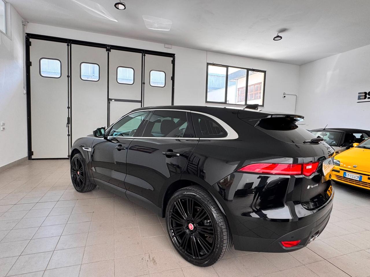 Jaguar F-Pace 2.0 D 180 CV AWD Prestige