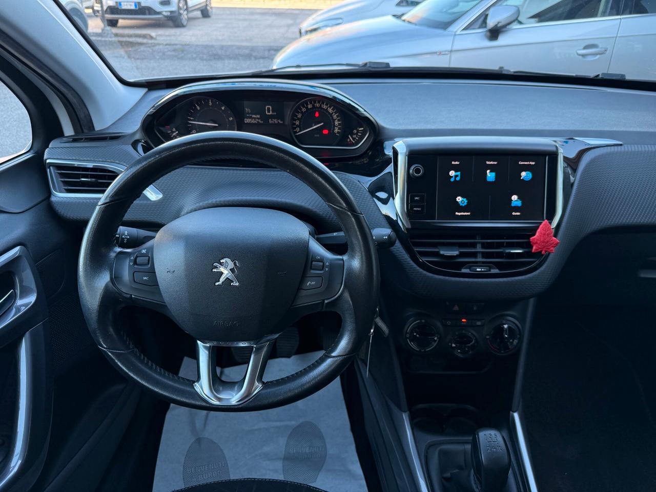 Peugeot 2008 BlueHDi 100 Allure