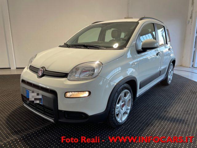 FIAT Panda 1.0 FireFly S&S Hybrid City Life PROMO !!
