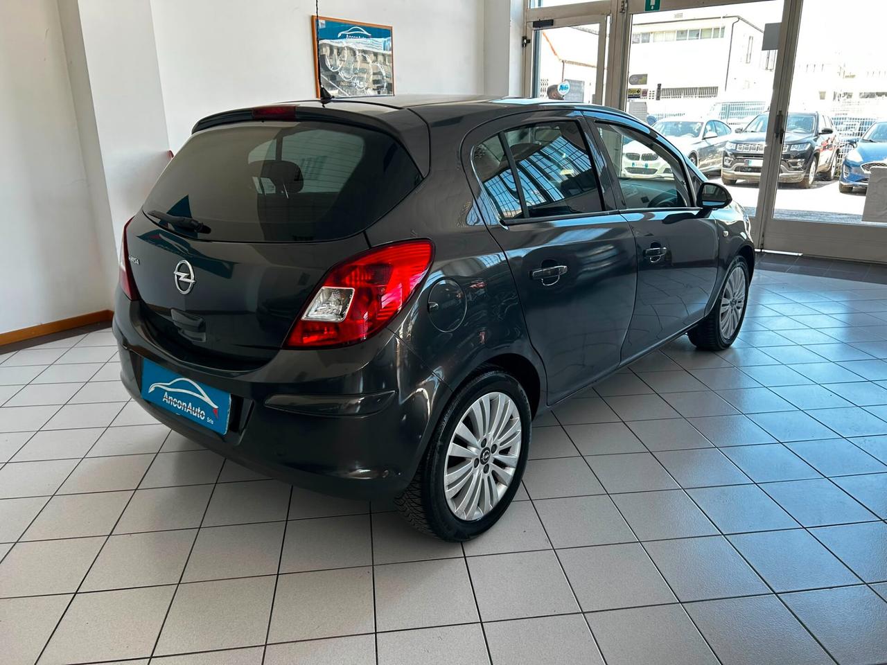 Opel Corsa 1.2 GPL X NEOPATENTATI 2015