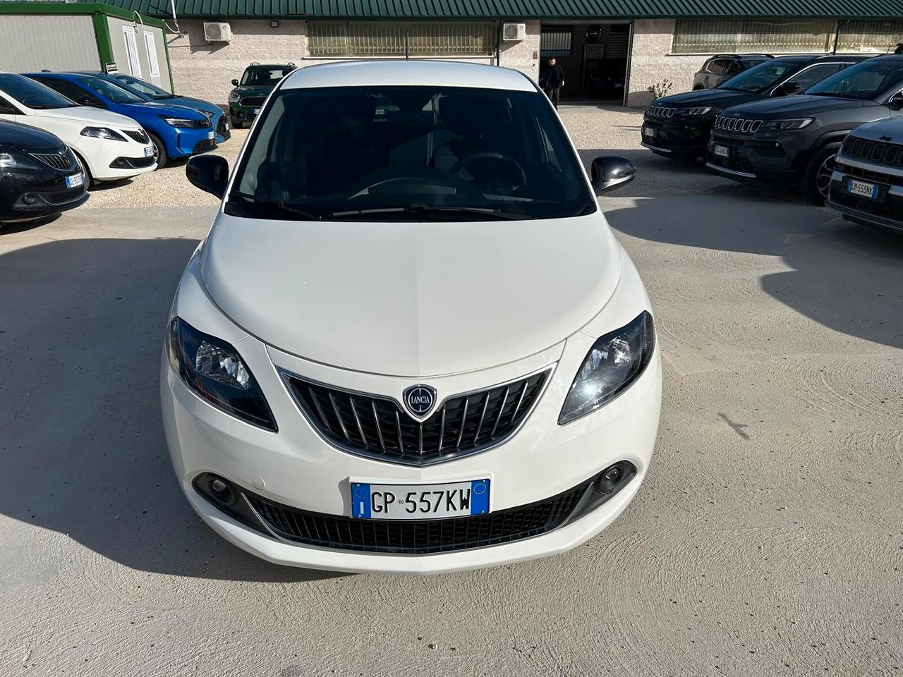 Lancia Ypsilon 1.0 FireFly 5 porte S&S Hybrid Gold