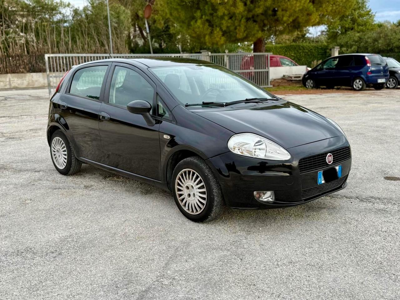 Fiat grande punto 1.2 benzina 65cv NEOPATENTATI