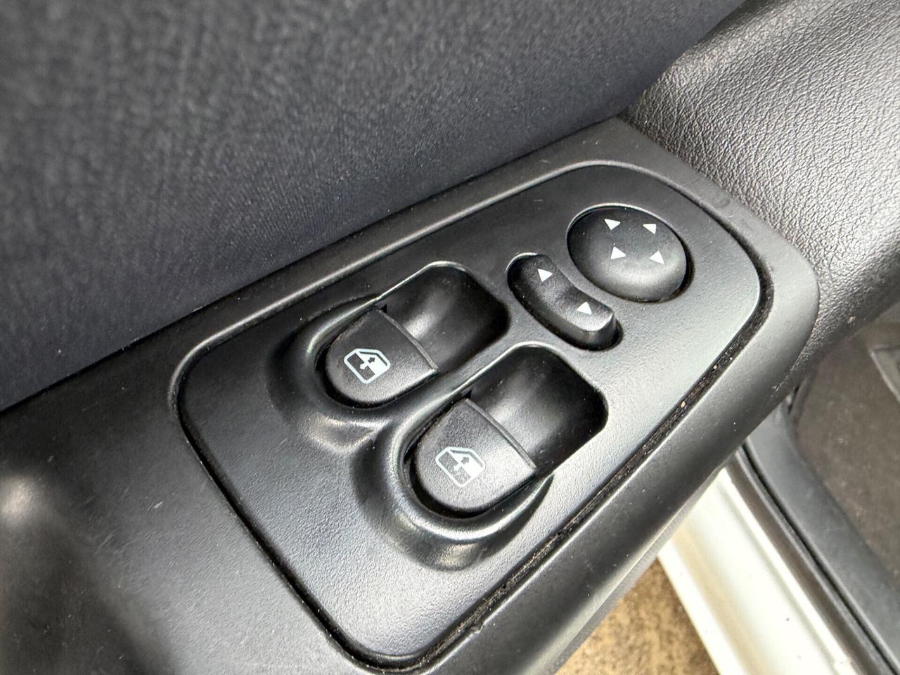 Lancia Ypsilon 1.2 benzina euro4 NEOPATENTATI