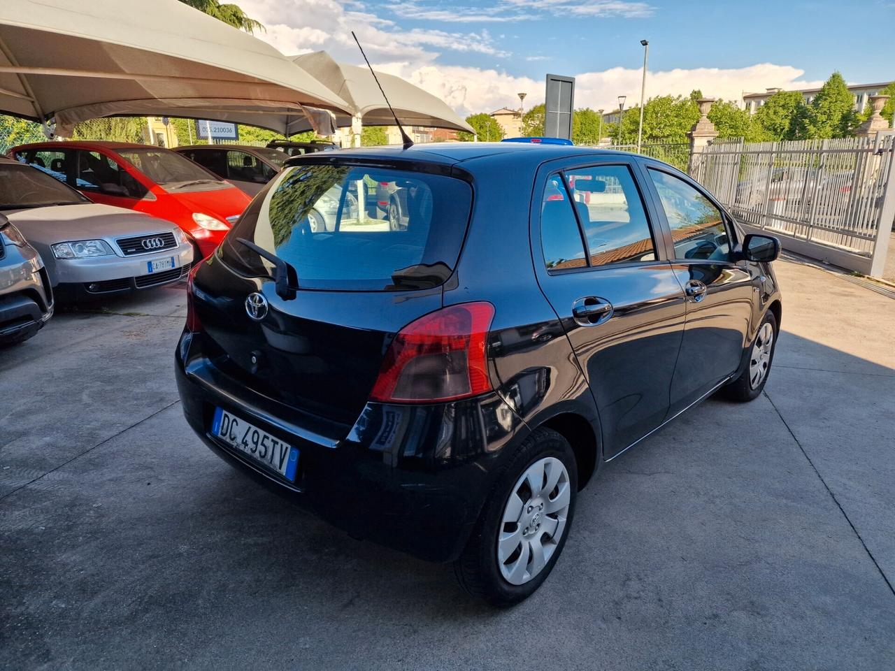 Toyota Yaris 1.4 D-4D 5 porte Sol