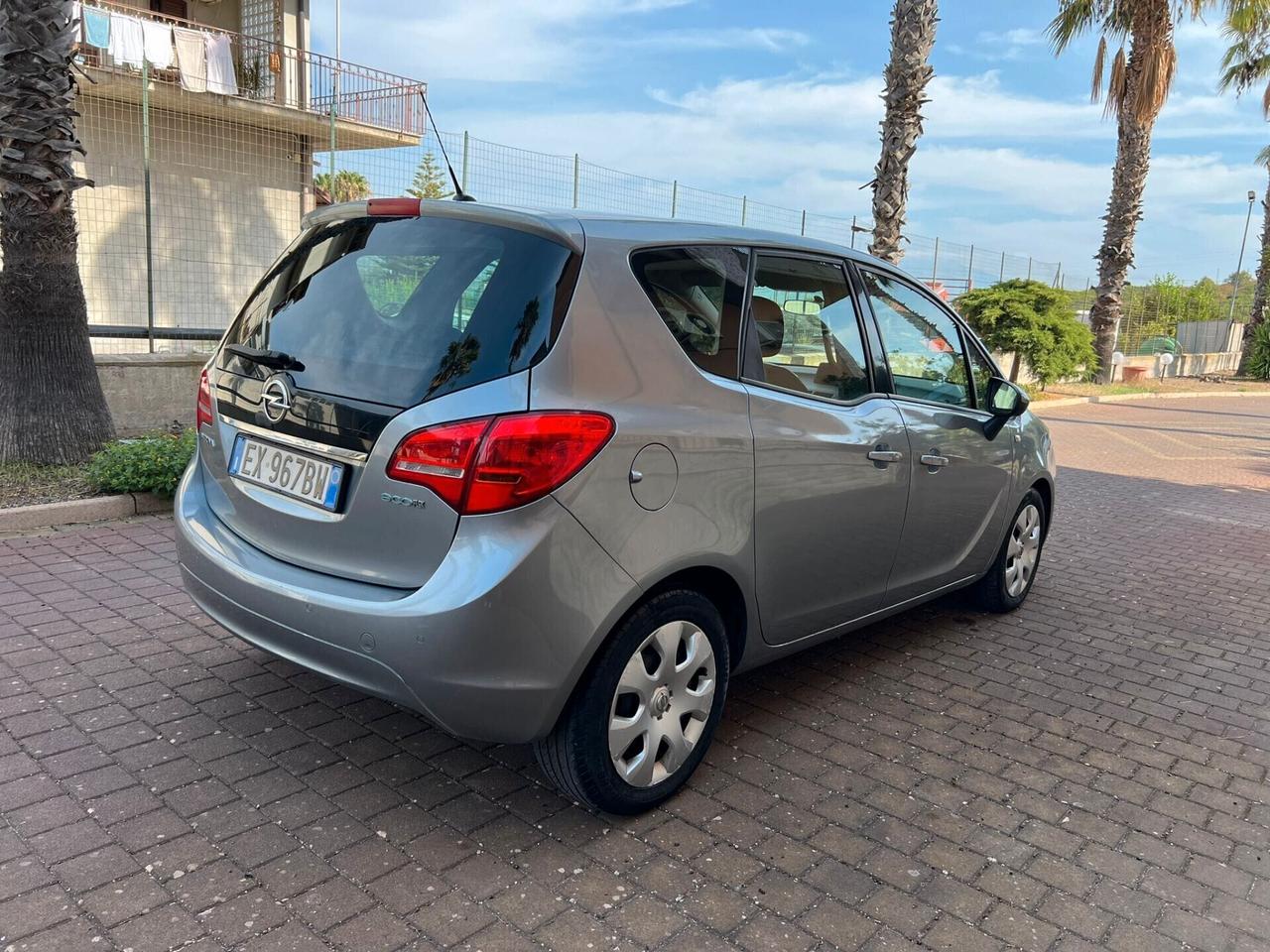 Opel Meriva 1.3 CDTI 95CV ecoFLEX Cosmo