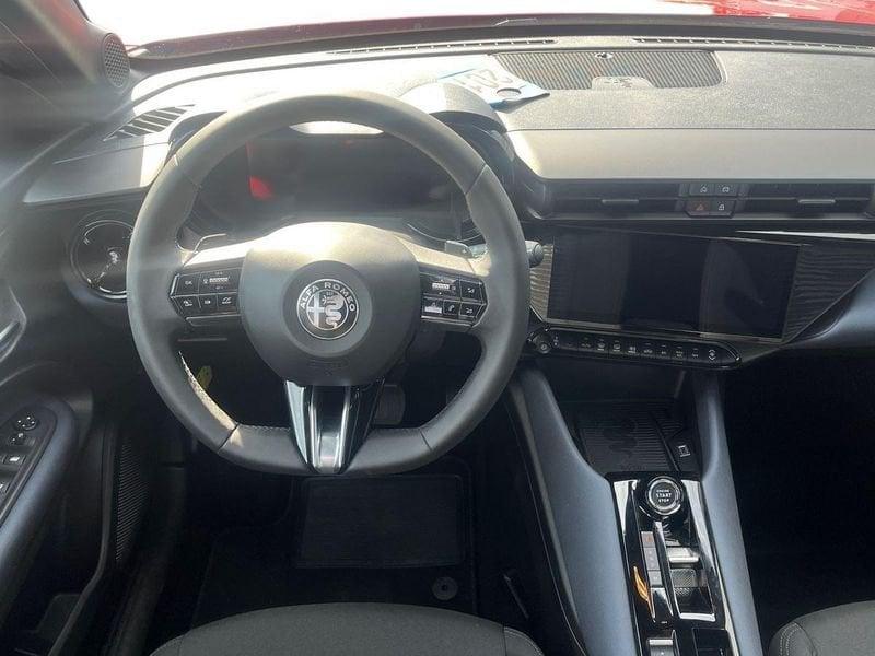 Alfa Romeo Junior Junior 1.2 ibrida 145cv edct6